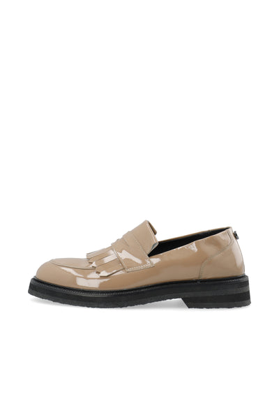 CASHOTT CASBETTY Loafer W. Fringes Patent Leather Tassel Taupe